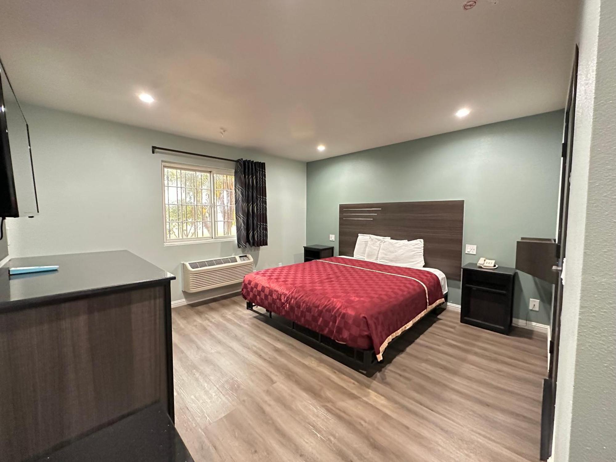 Express Inn & Suites Ontario Airport Bagian luar foto