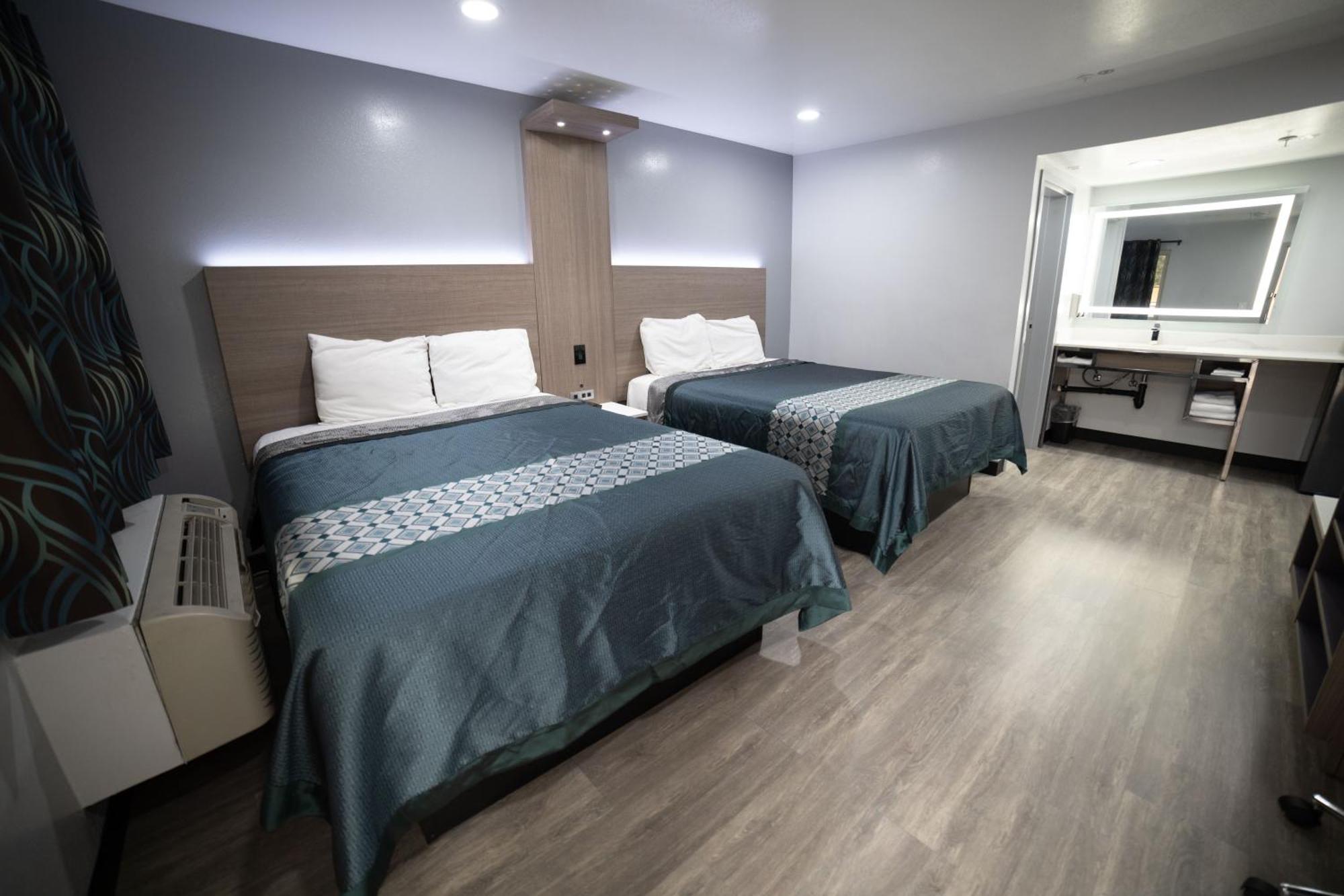 Express Inn & Suites Ontario Airport Bagian luar foto
