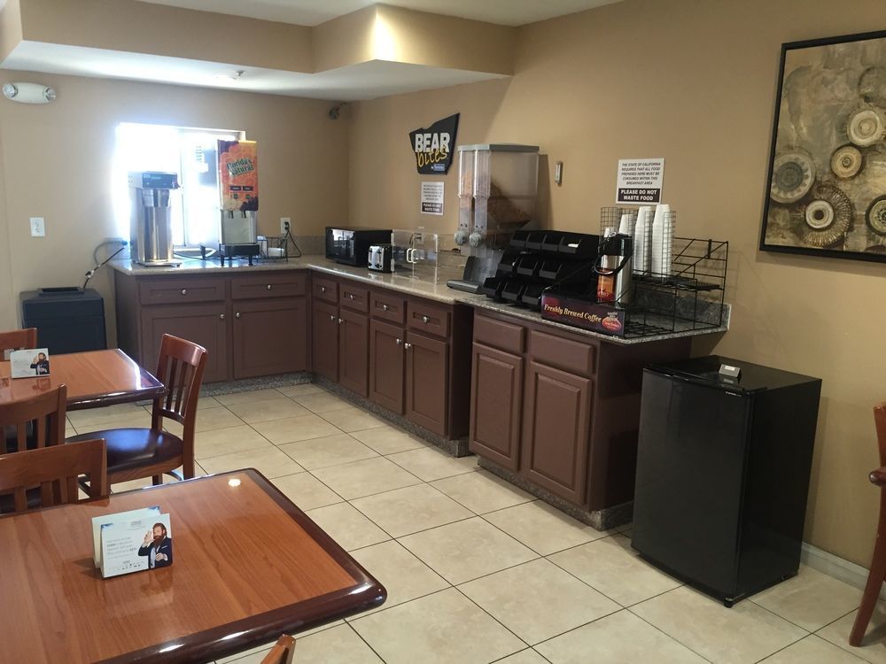 Express Inn & Suites Ontario Airport Bagian luar foto
